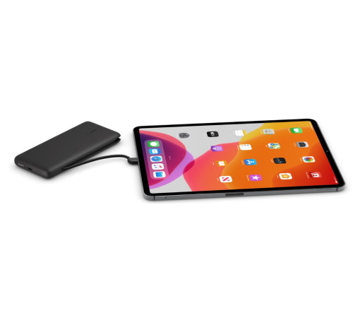 Портативное зарядное устройство Power Bank Belkin 10000mAh 23W integrated cables Black (BPB006BTBLK)