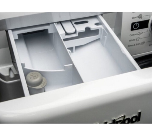 Стиральная машина Whirlpool FWDG97168BEU