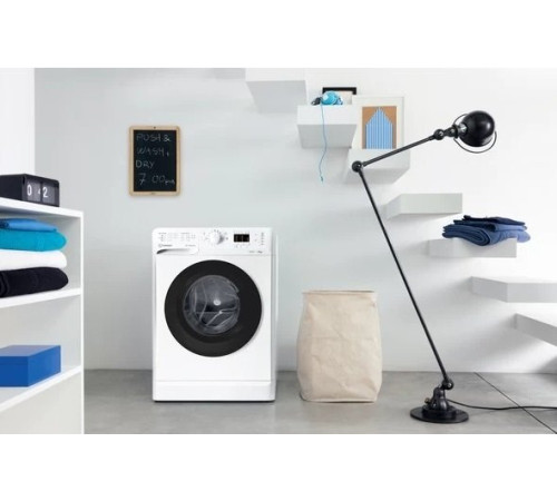 Стиральная машина Indesit OMTWSA61053WKEU