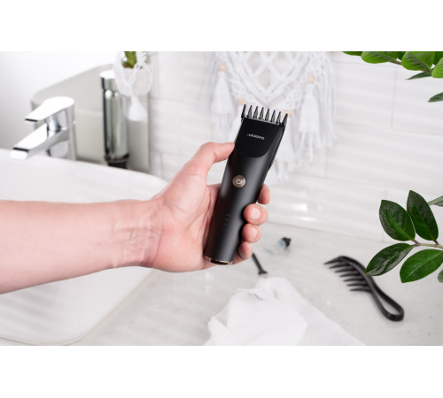 Машинка для стрижки Ardesto HC-Y22-B