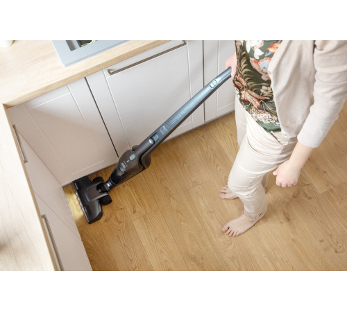 Аккумуляторный пылесос Sencor SVC0625AT-EUE3