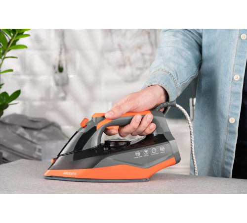Утюг Ardesto IR-C2233-GR Черный с красным