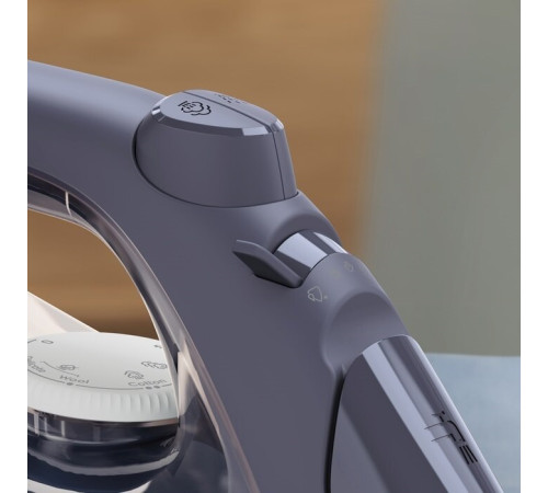 Утюг Electrolux E6SI1-2MN