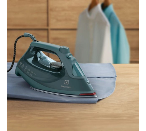 Утюг Electrolux E6SI1-6PG