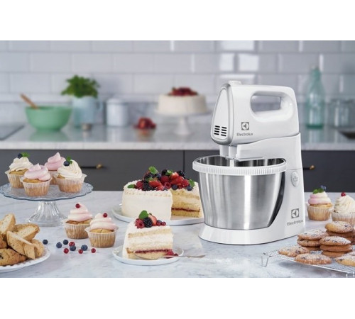 Миксер Electrolux ESM3300