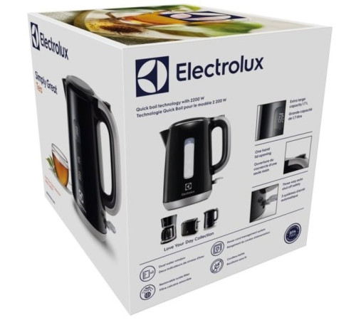 Электрический чайник Electrolux EEWA3300