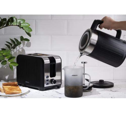 Електрочайник Ardesto EKL-F18B