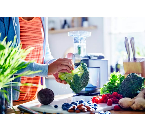 Соковыжималка шнековая Philips HR1945/80