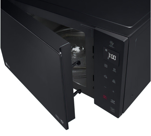 Микроволновая печь LG NeoChef Smart Inverter MS2595GIS