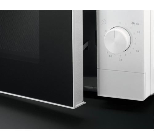 Микроволновая печь Electrolux EMZ421MMW