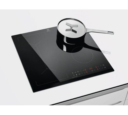 Варильна поверхня Electrolux IPE6443KFV