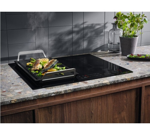 Варильна поверхня Electrolux IPE6455KF