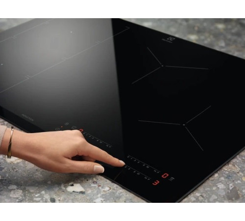 Варильна поверхня Electrolux IPEL6453KC