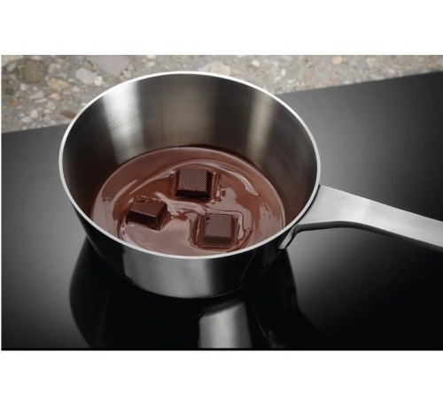 Варочная поверхность Electrolux IPES6451KF