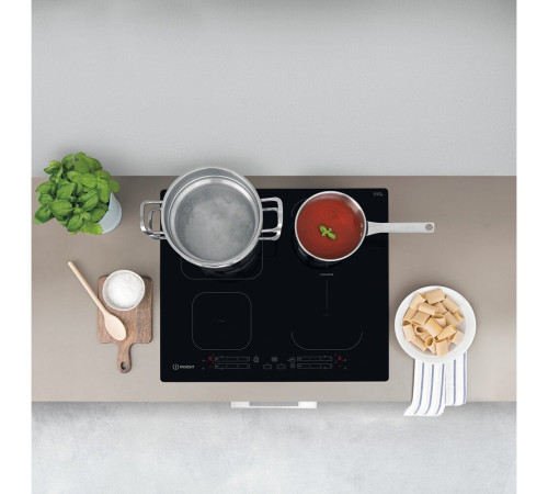 Варочная поверхность электрическая Indesit IB65B60NE