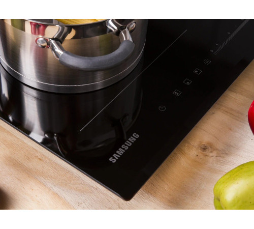Варочная поверхность SAMSUNG NZ64R3747BK/WT
