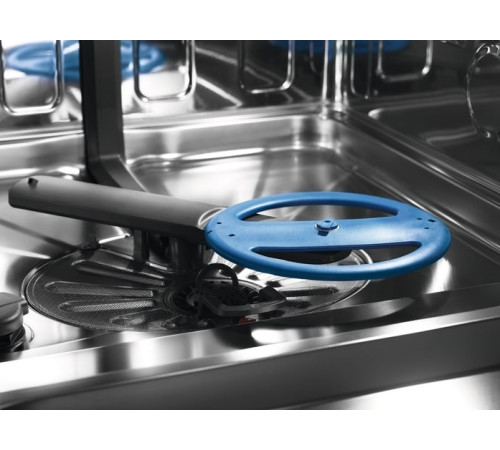 Встраиваемая посудомоечная машина Electrolux EEC967310L