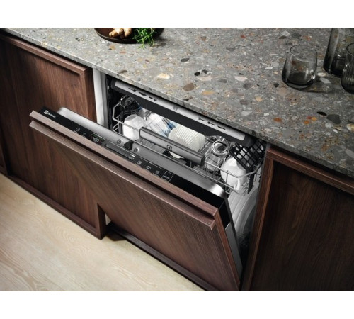 Встраиваемая посудомоечная машина Electrolux EEC967310L