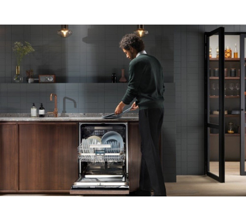 Вбудована посудомийна машина Electrolux EEC987300W