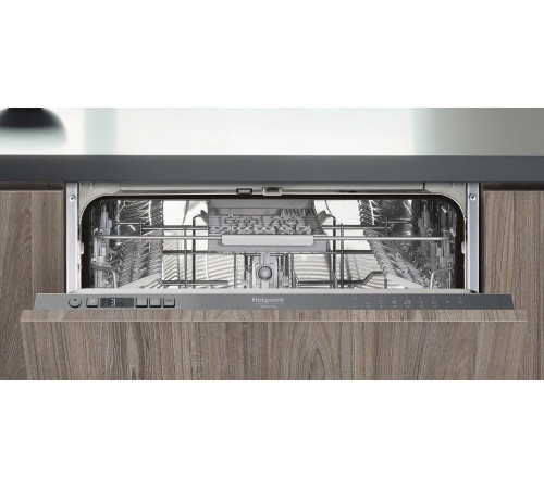 Посудомоечная машина Hotpoint-Ariston HI5010C