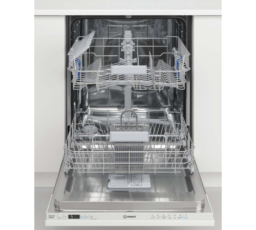 Встраиваемая посудомоечная машина Indesit DIC3B+16A