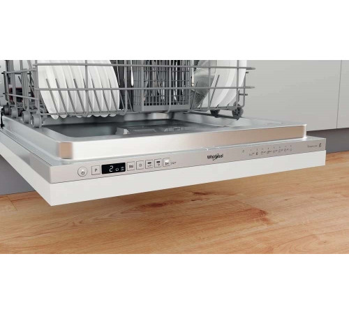 Встраиваемая посудомоечная машина Whirlpool WI7020P