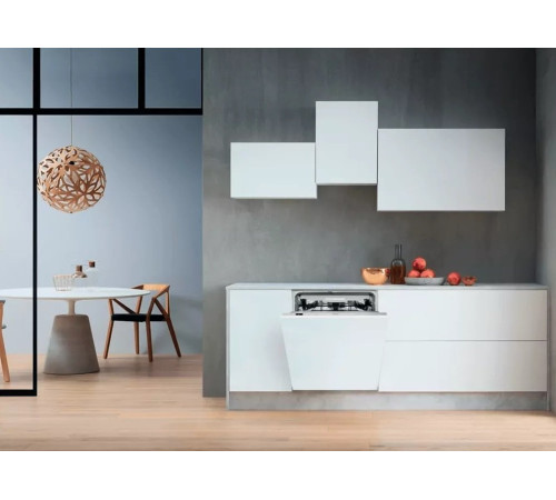 Встраиваемая посудомоечная машина Whirlpool WIC3C33PFE