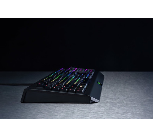 Ігрова клавіатура Razer BlackWidow Ultimate CHROMA V2 (RZ03-02030700-R3R1)