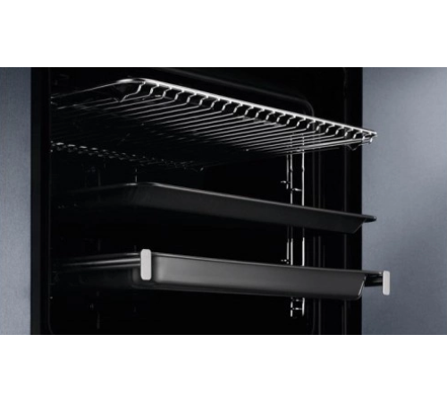 Духовка электрическая Electrolux EOF3H50BK