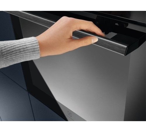 Духовой шкаф Electrolux OEF5C50Z