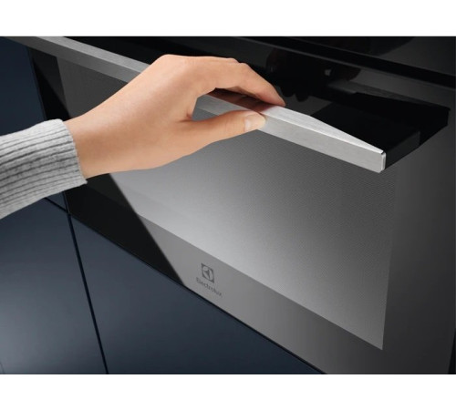 Духова шафа Electrolux VKL8E08WX