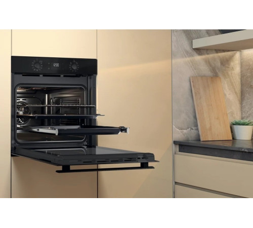 Духова шафа Whirlpool OMR58HU1B