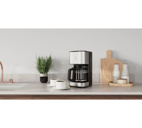 Кофеварка Electrolux E3CM1-3ST