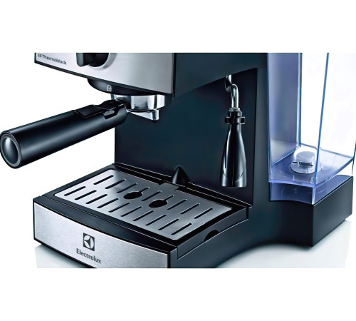 Кофеварка Electrolux EEA111 (EEA111)