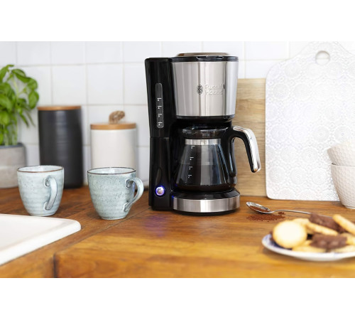 Кофеварка Russell Hobbs 24210-56 Compact Home