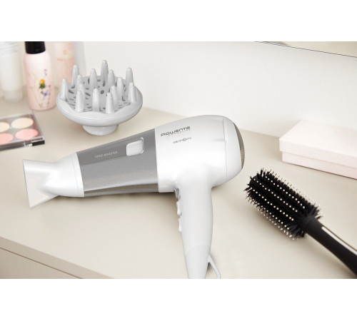 Фен Rowenta Powerline CV5930F0