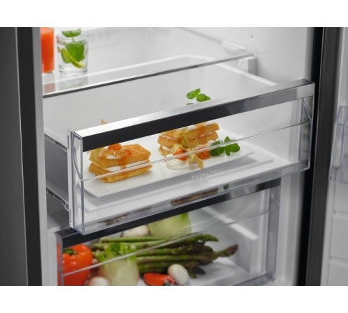 Холодильная камера Electrolux RRC5ME38X2