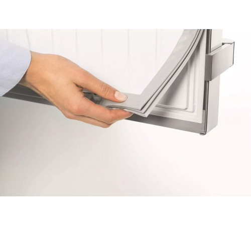 Холодильник Liebherr CN5735