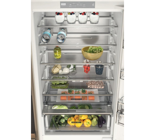 Встраиваемый холодильник Whirlpool WHSP70T121