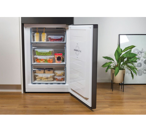 Холодильник Gorenje NRK6192ABK4