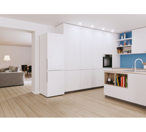 Холодильник Candy CCE4T620EWU