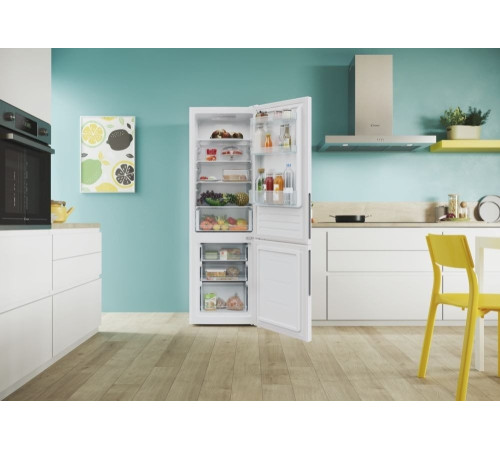 Холодильник Candy CCT3L517FW