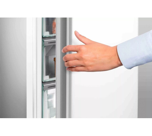 Морозильная камера Liebherr FNF5207