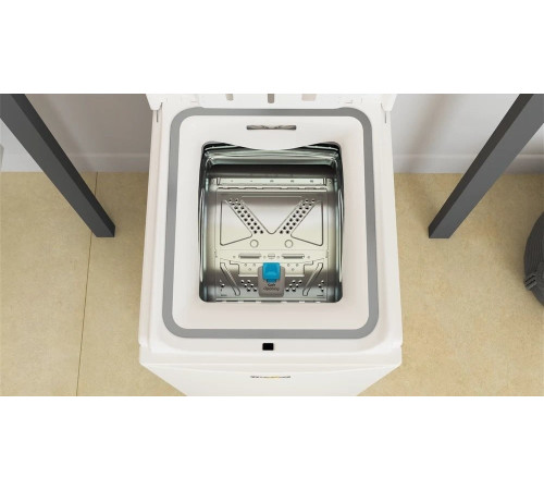 Стиральная машина Whirlpool TDLR65230