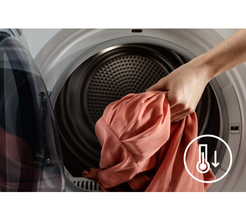 Сушильная машина Electrolux EW7H389SU