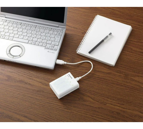 Зарядний пристрій Panasonic USB in/out з функцією Power Bank+4AA 2000 mAh