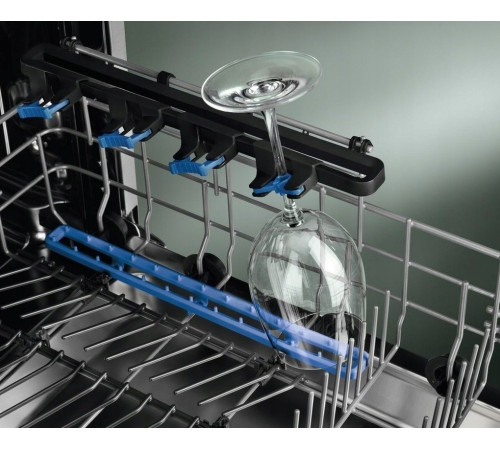 Посудомоечная машина встраиваемая Electrolux EMG48200L