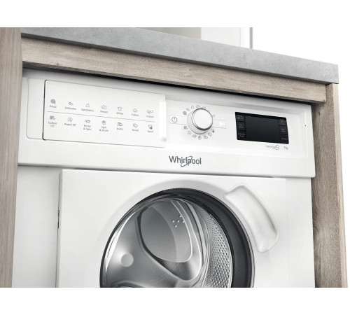 Встраиваемая стиральная машин Whirlpool BIWMWG71484E