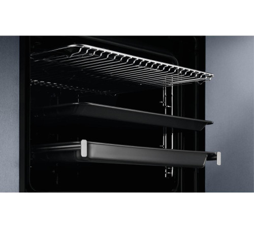 Духовой шкаф Electrolux EOF3H50BK