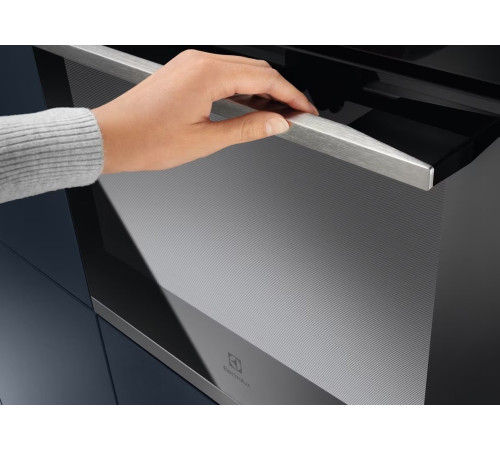 Духовой шкаф Electrolux KODEC70X